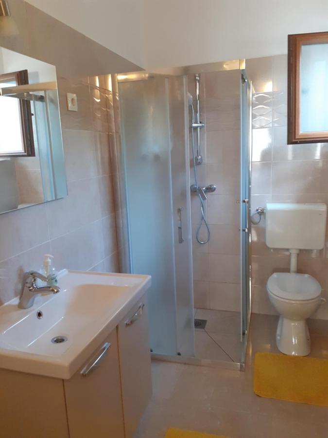 Apartmán Apartman Paola Malinska Exteriér fotografie